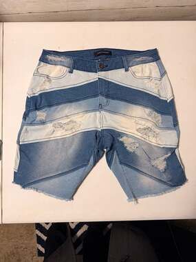 NWT Ashley Stewart Plus Size Distressed Chevron Patchwork Denim Shorts Size 14
